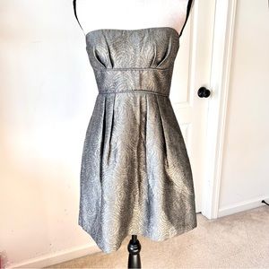BCBGMAXAZRIA Strapless A-Line Pleaded Metallic Cocktail Dress—SZ. 6